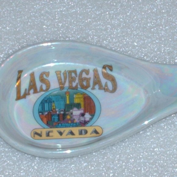 Las Vegas souvenir porcelain spoon rest - Picture 3 of 10